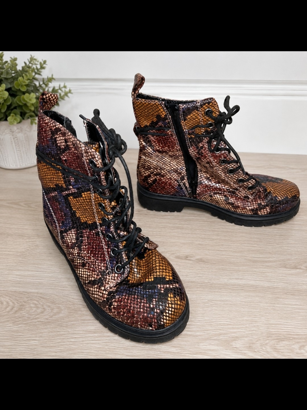 Snake Print Lace-Up Combat Boots Side Zip Ankle Boots